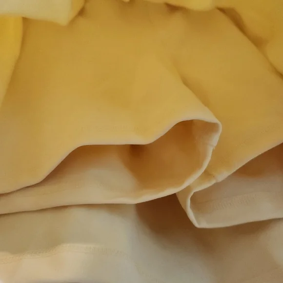 Women's Lands' End Yellow Athletic Skort, Size M - Picture 8 of 10